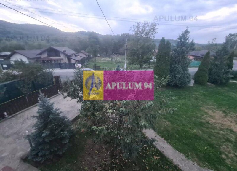 Casa de vacanta de vanzare in Provita de Jos